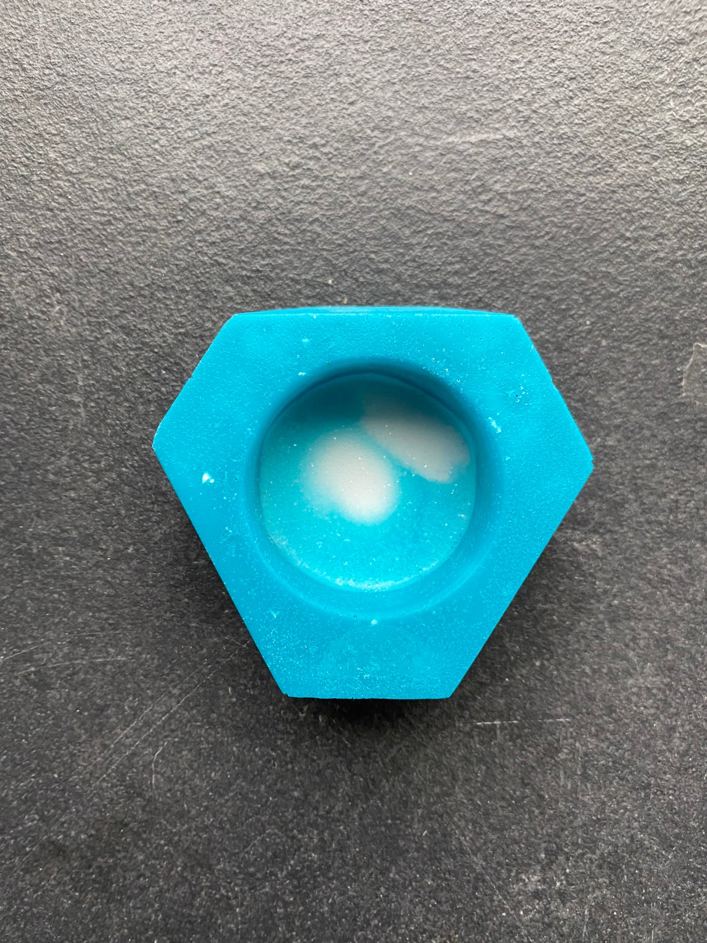 Aimé - Theelichthouder div. kleuren